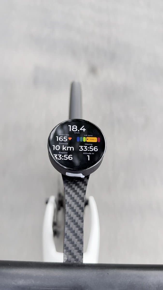 Bicino prototype showing ride stats while mounted on a bike